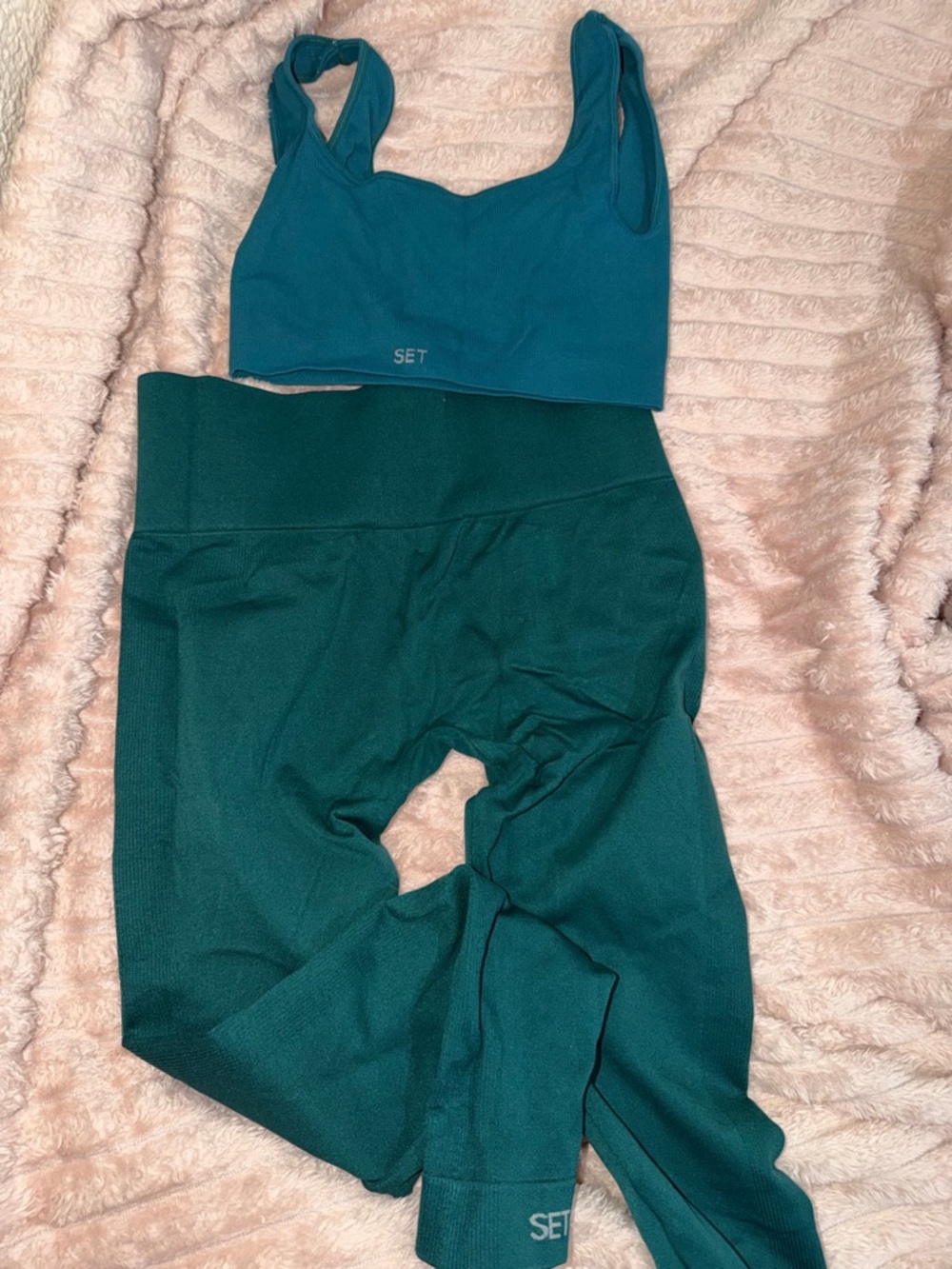 SET Active Teal Cropped Sports Bra and leggings - Deep Teal